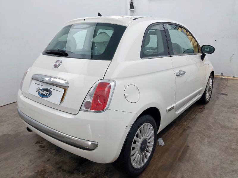 2011 FIAT 500 LOUNGE 