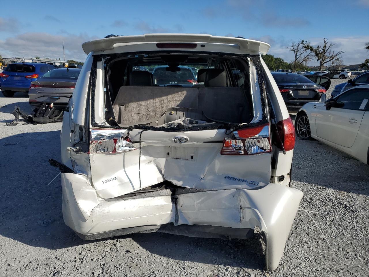 2005 Toyota Sienna Xle VIN: 5TDZA22C05S302514 Lot: 81870215