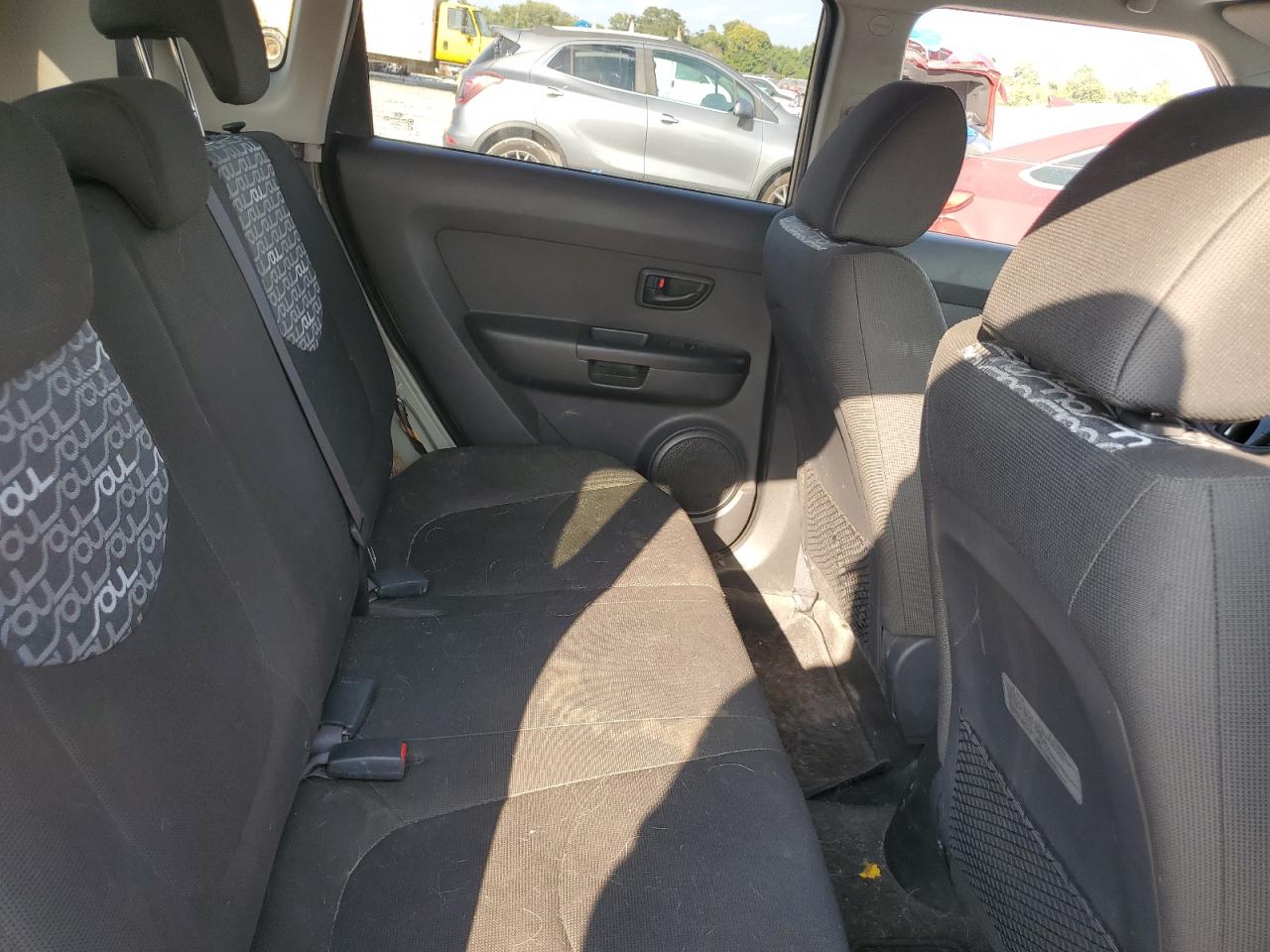 2010 Kia Soul + VIN: KNDJT2A20A7061039 Lot: 80642015