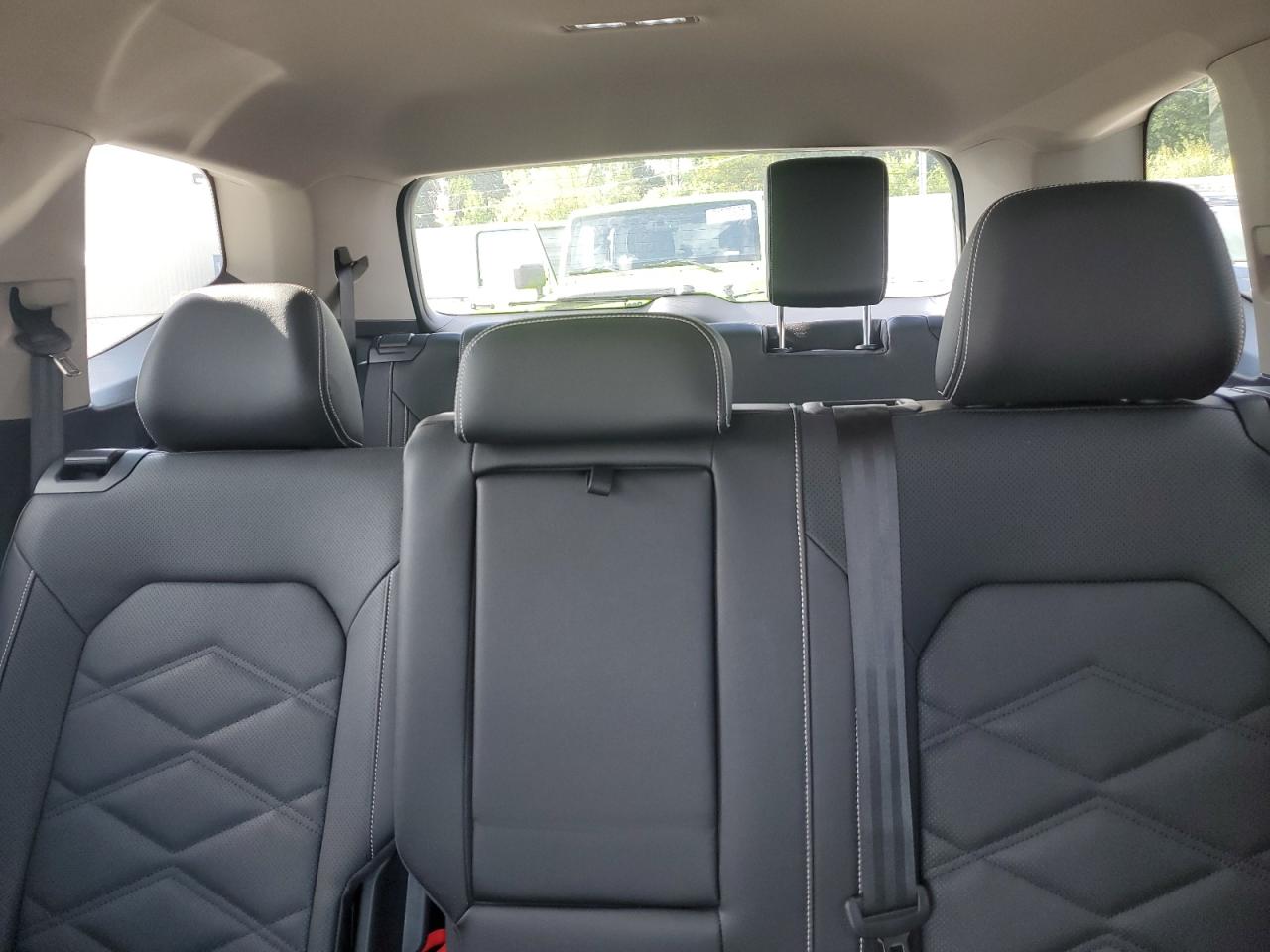 2025 Volkswagen Atlas Se VIN: 1V2WR2CA9SC566500 Lot: 71627465