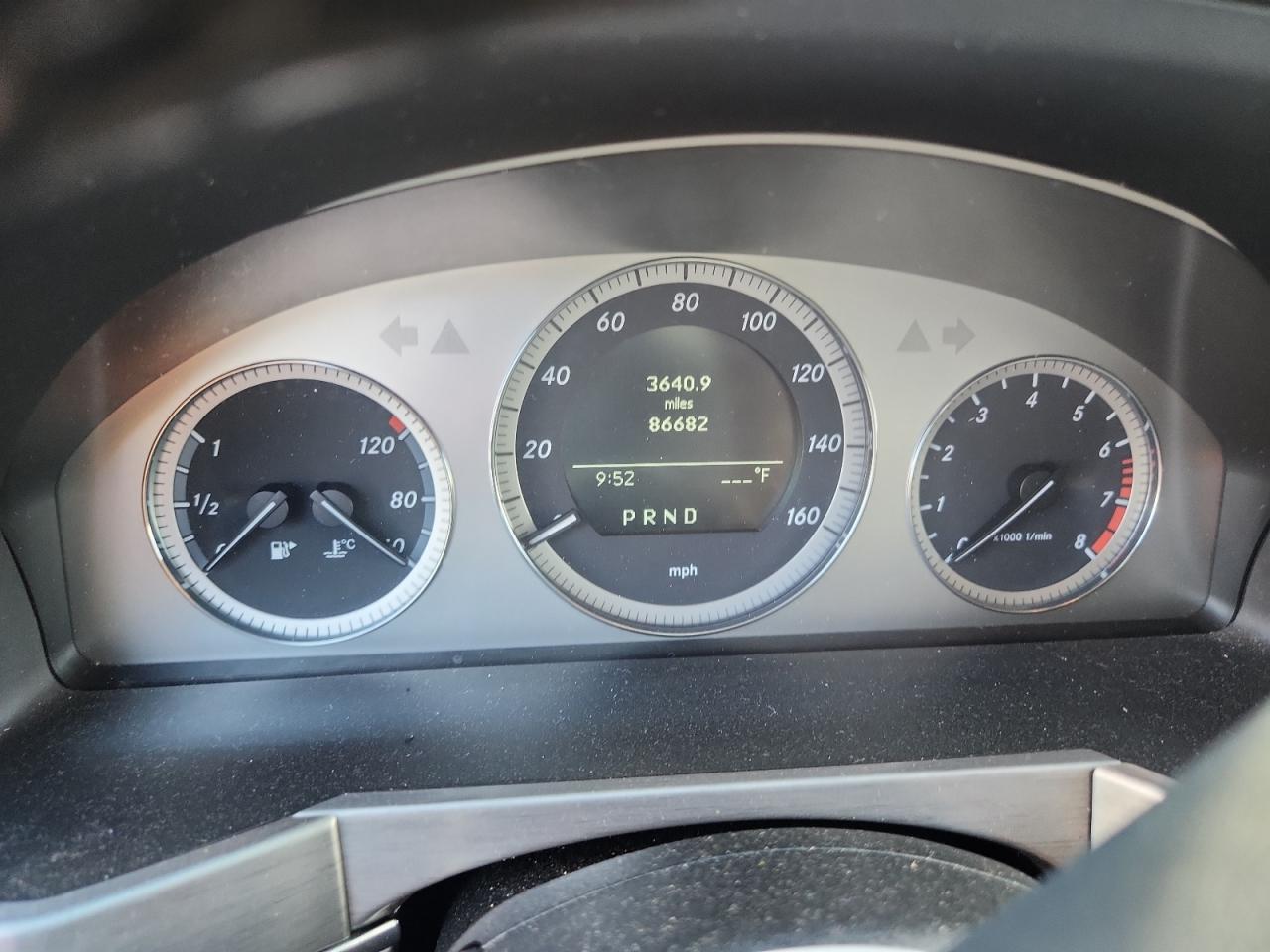 2010 Mercedes-Benz Glk 350 VIN: WDCGG5GB4AF515008 Lot: 81808425
