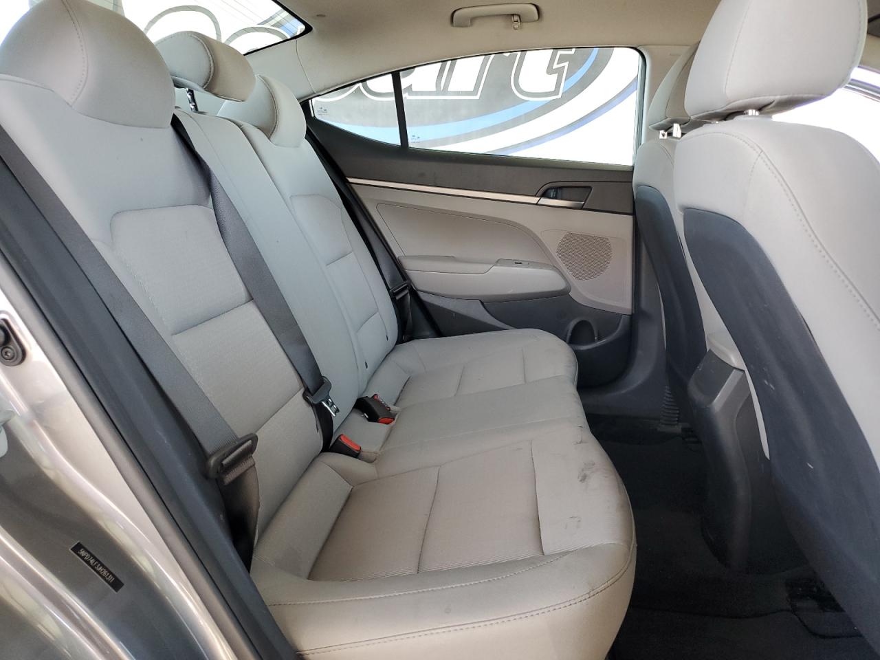 2018 Hyundai Elantra Se VIN: 5NPD74LF3JH261311 Lot: 81403845