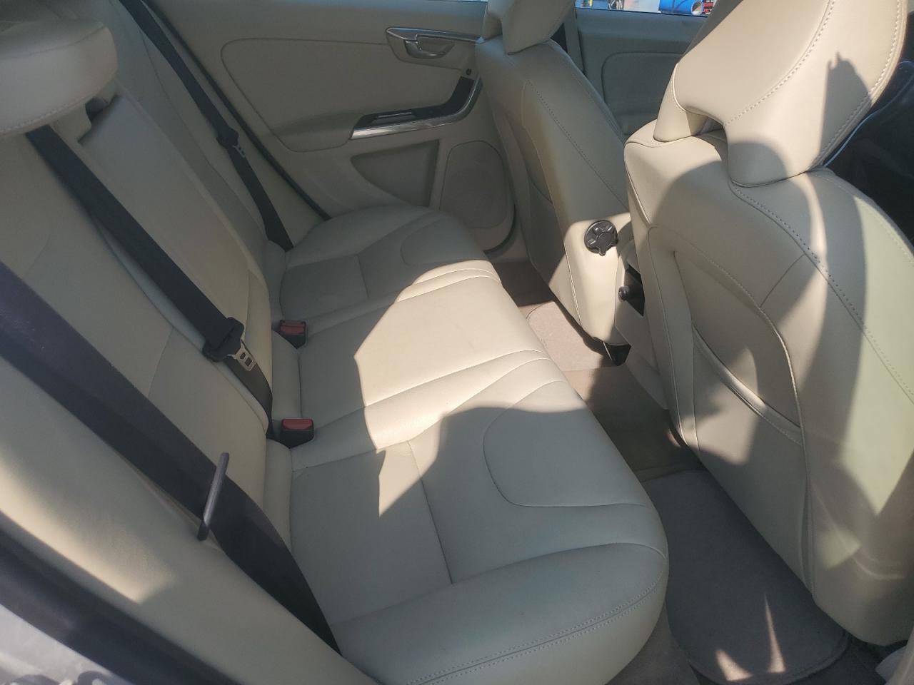 2015 Volvo V60 Premier VIN: YV1612SB2F1210369 Lot: 80248705