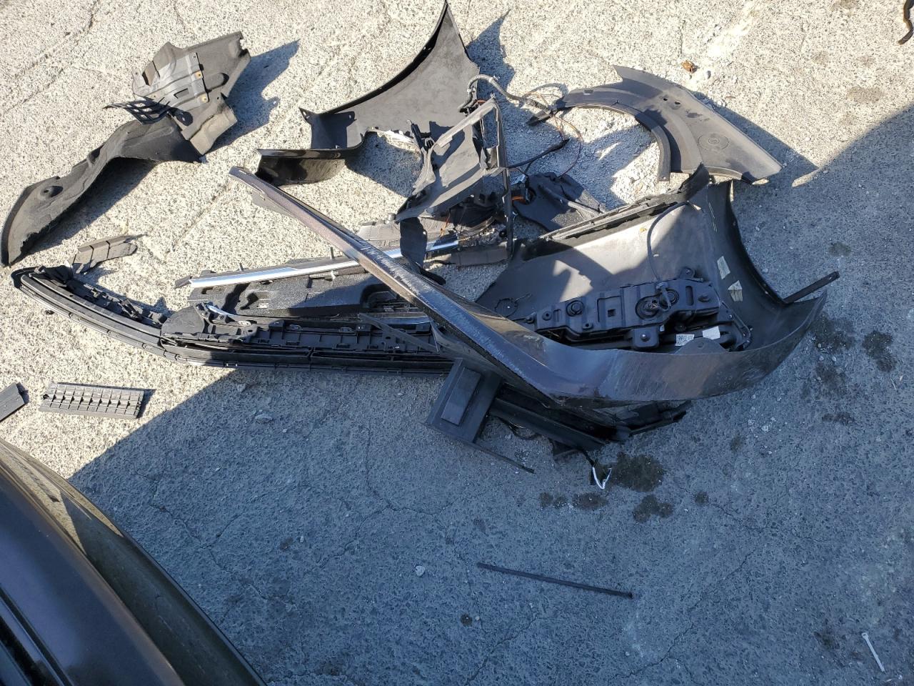 2016 Hyundai Genesis 3.8L VIN: KMHGN4JE2GU128577 Lot: 71668995