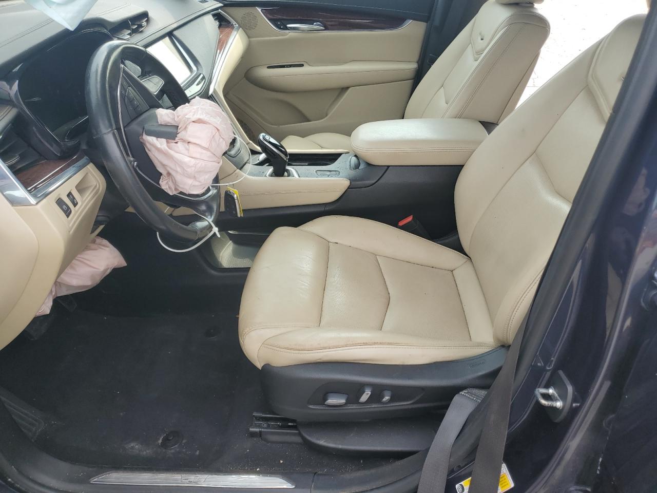 2018 Cadillac Xt5 Luxury VIN: 1GYKNCRS4JZ241972 Lot: 81682245