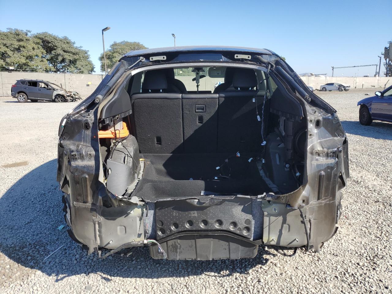 2020 Tesla Model Y VIN: 5YJYGDEE3LF017004 Lot: 71695235