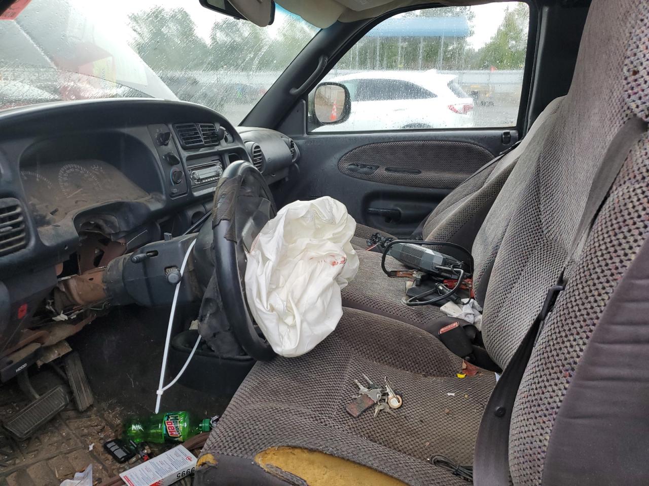 1999 Dodge Ram 1500 VIN: 3B7HF13Y3XM539096 Lot: 84547295