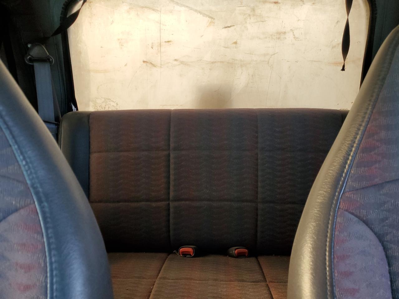 2000 Jeep Wrangler / Tj Sport VIN: 1J4FA49S9YP761383 Lot: 82173305