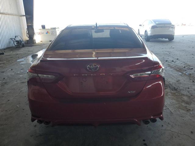  TOYOTA CAMRY 2019 Красный
