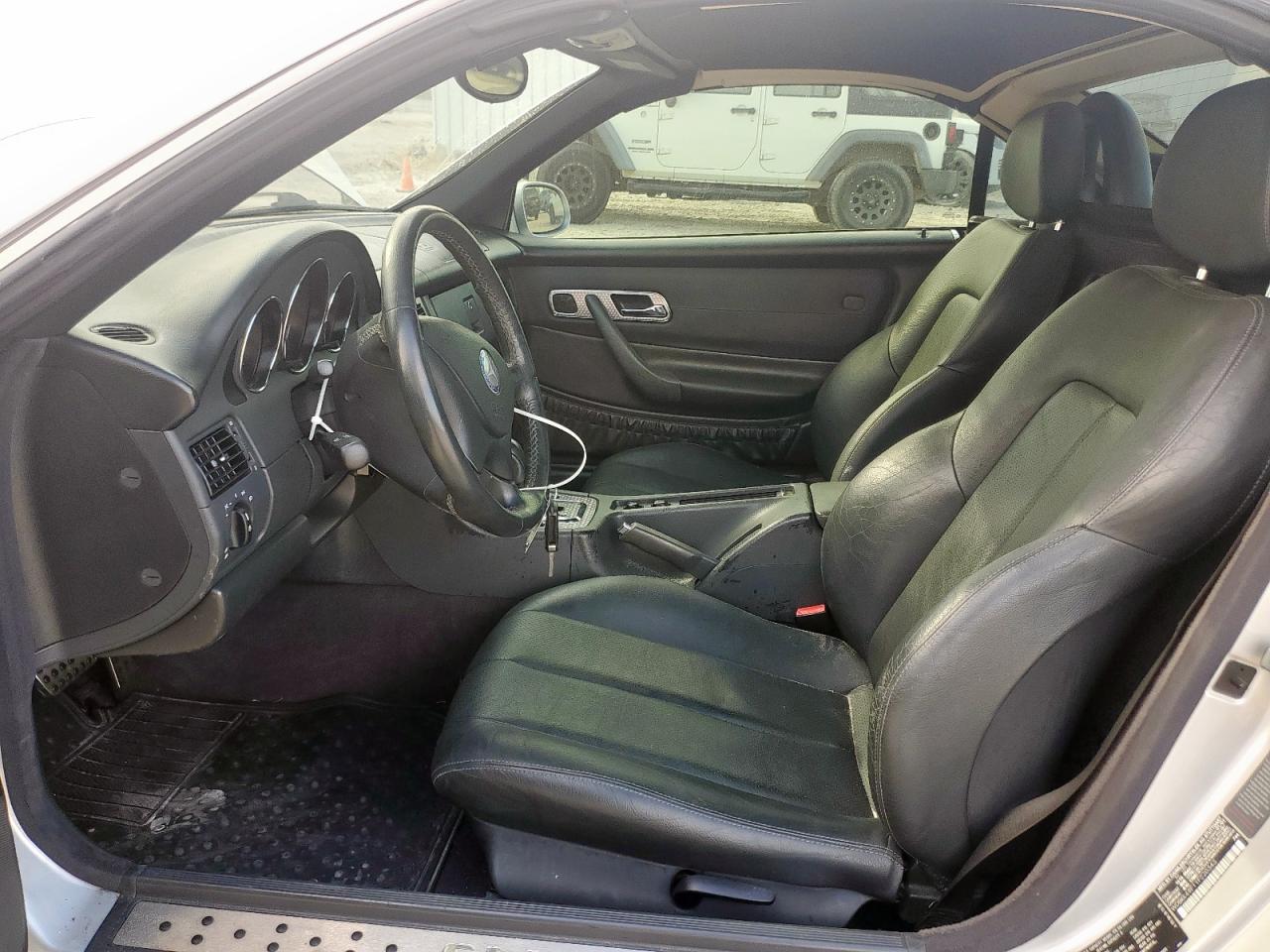 2001 Mercedes-Benz Slk 230 Kompressor VIN: WDBKK49F11F220343 Lot: 84168245