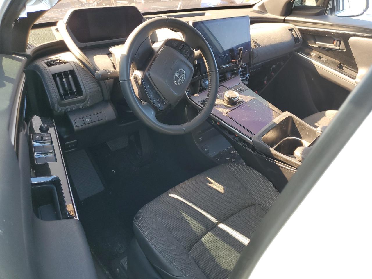 2023 Toyota Bz4X Xle VIN: JTMABACA7PA031081 Lot: 80805895