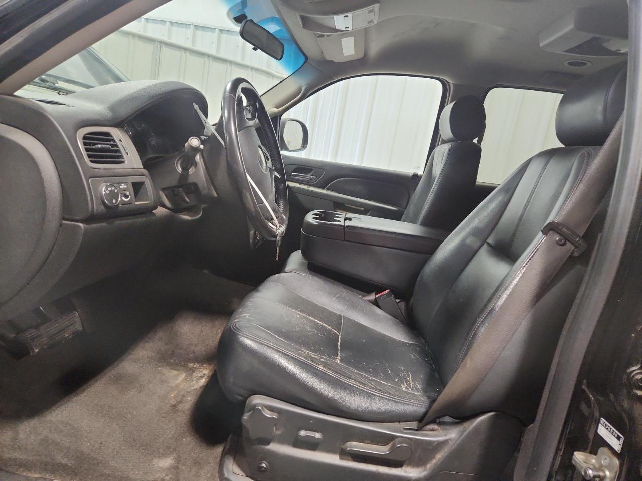 2010 Chevrolet Suburban C1500 Ls VIN: 1GNUCHE0XAR161346 Lot: 81223895