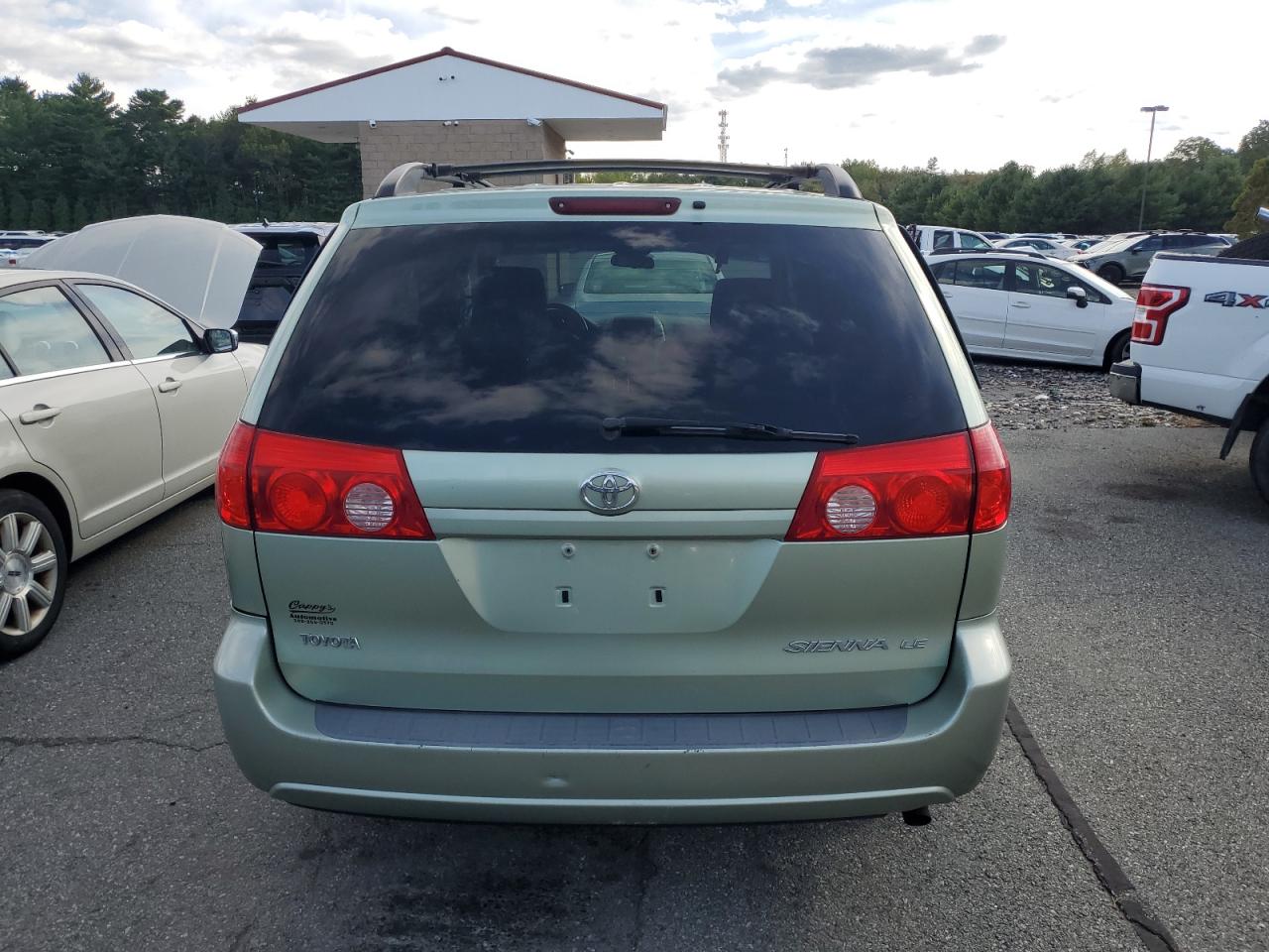 2008 Toyota Sienna Ce VIN: 5TDZK23C88S139935 Lot: 71952405