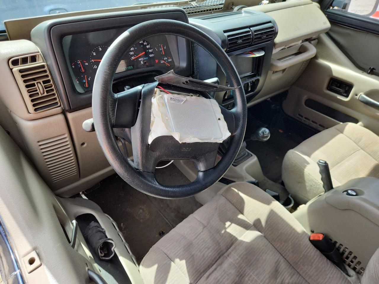 2004 Jeep Wrangler X VIN: 1J4FA39S84P721591 Lot: 71882375