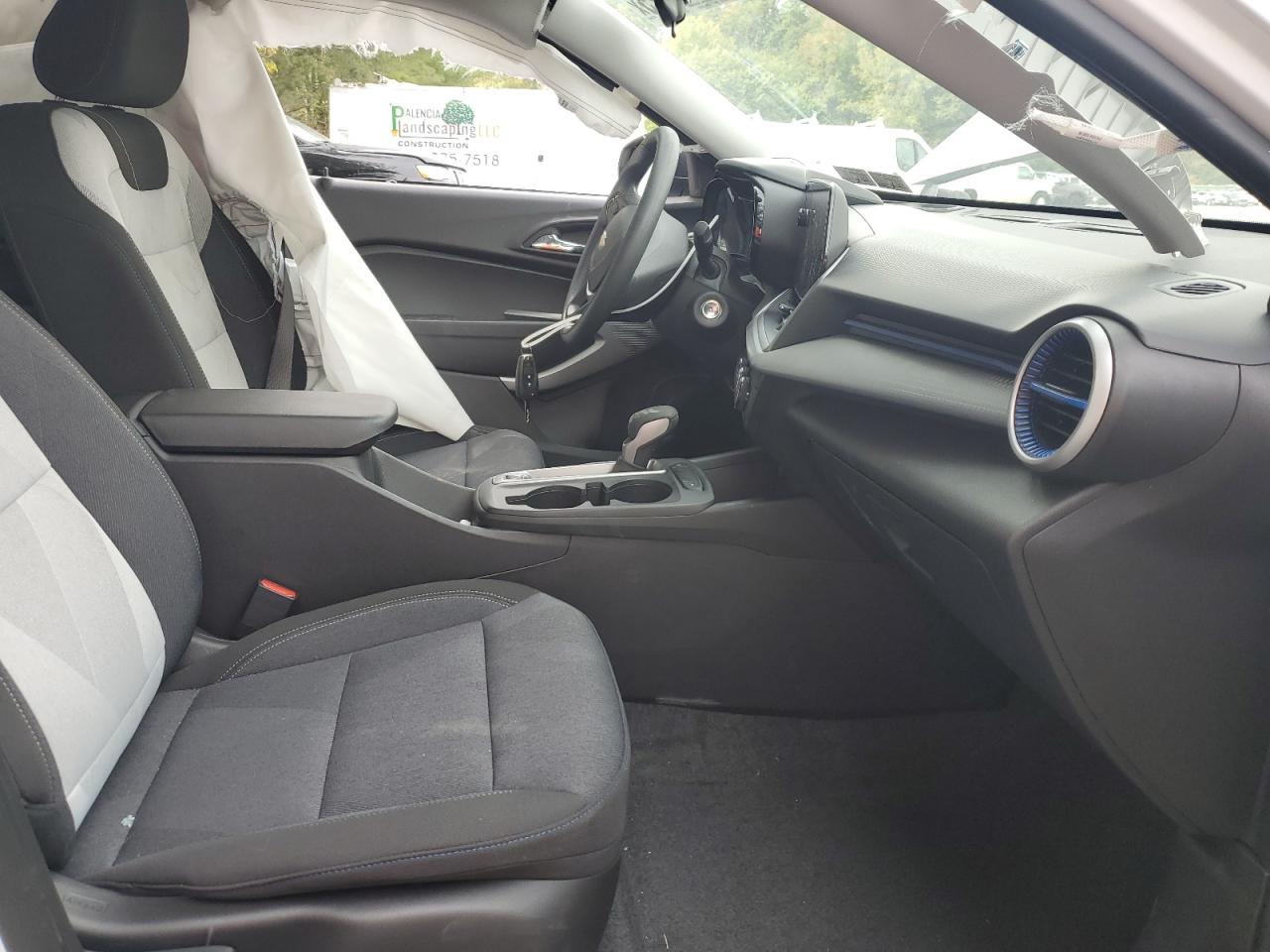 2025 Chevrolet Trax Ls VIN: KL77LFEP6SC134928 Lot: 81764425