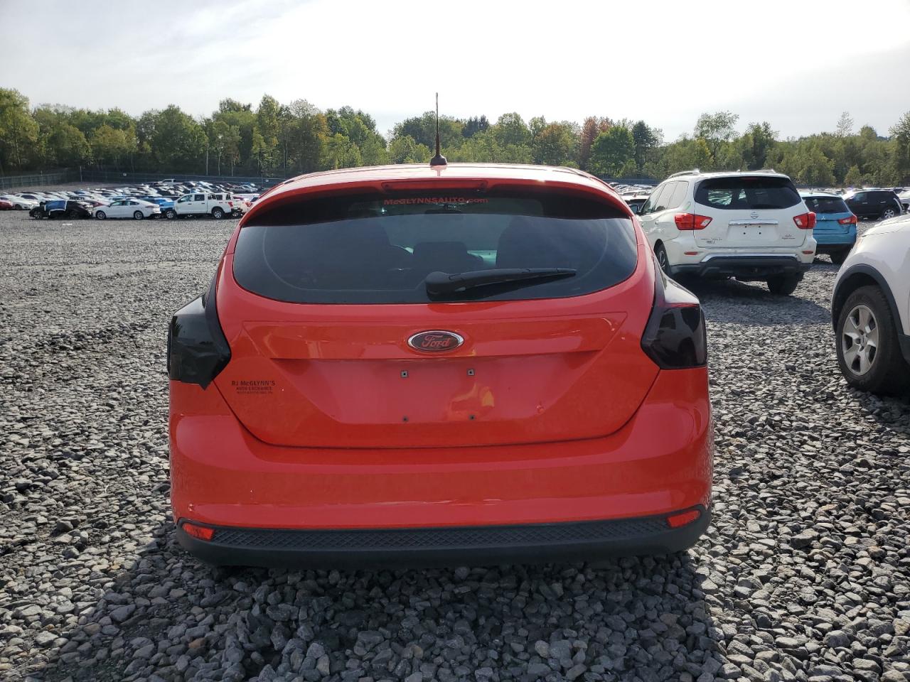 2014 Ford Focus Se VIN: 1FADP3K28EL402552 Lot: 81643005