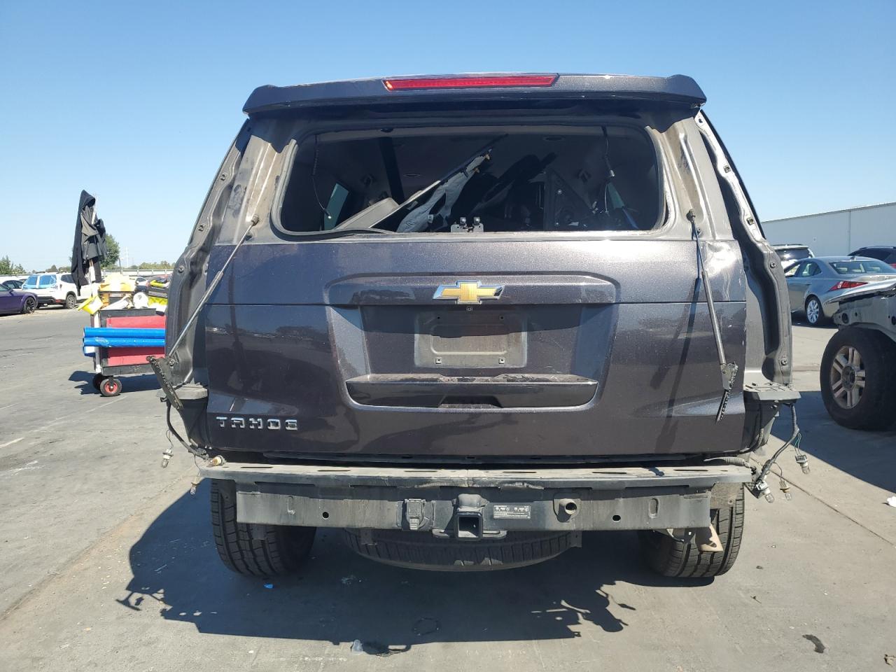 2015 Chevrolet Tahoe C1500 Ltz VIN: 1GNSCCKC0FR643825 Lot: 81731565