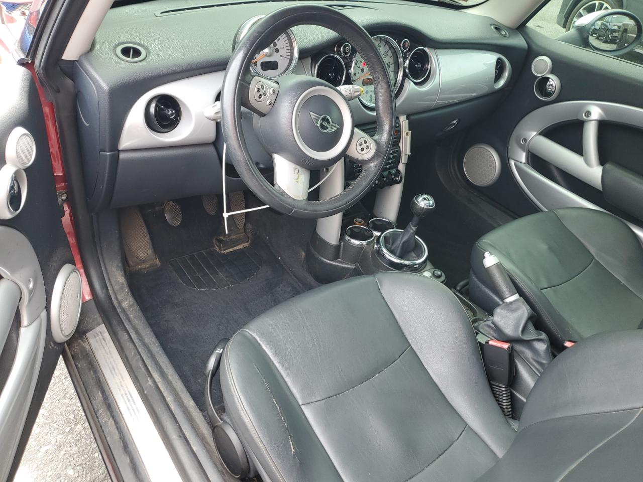 2006 Mini Cooper VIN: WMWRC33526TK66647 Lot: 81100025