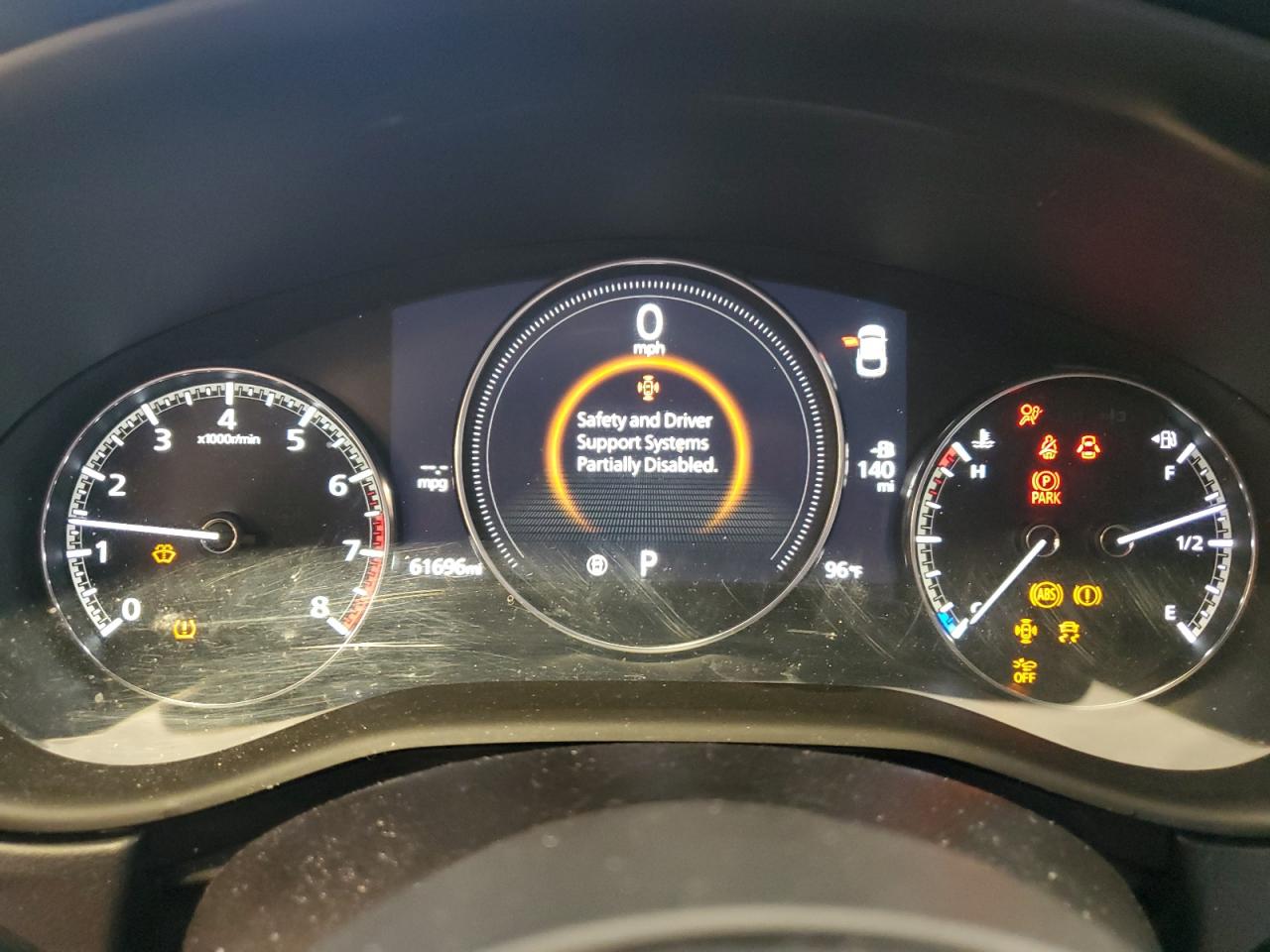 2020 Mazda Cx-30 Preferred VIN: 3MVDMBDLXLM136075 Lot: 81566685
