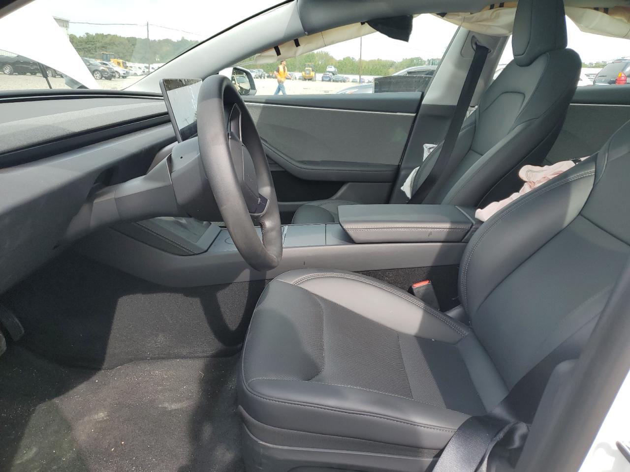 2025 Tesla Model 3 VIN: 5YJ3E1EAXSF030780 Lot: 84599335