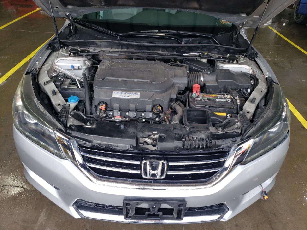 2013 Honda Accord Exl VIN: 1HGCR3F88DA009290 Lot: 83836845