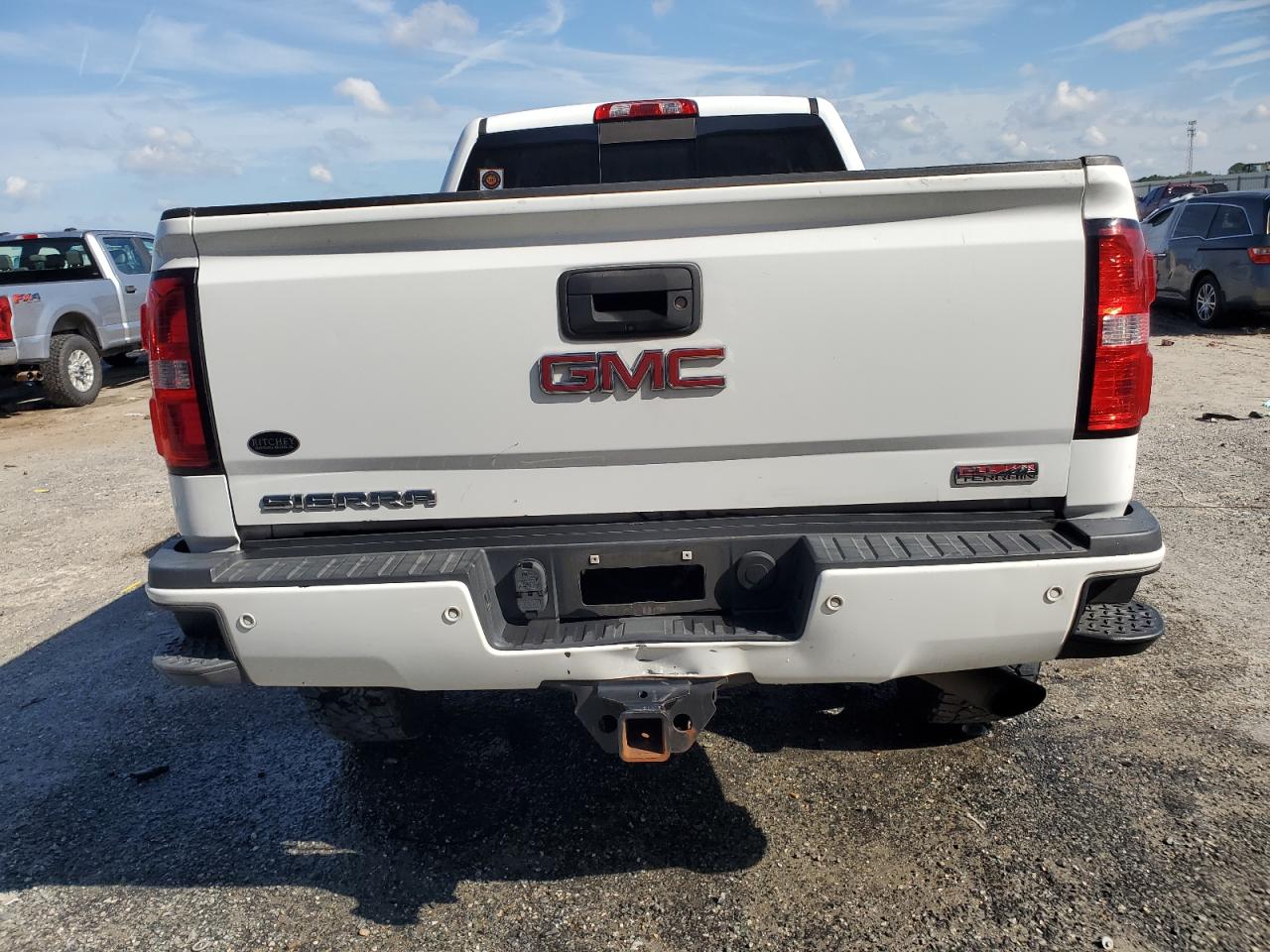 2017 GMC Sierra K2500 Slt VIN: 1GT12TEG4HF131270 Lot: 80071165