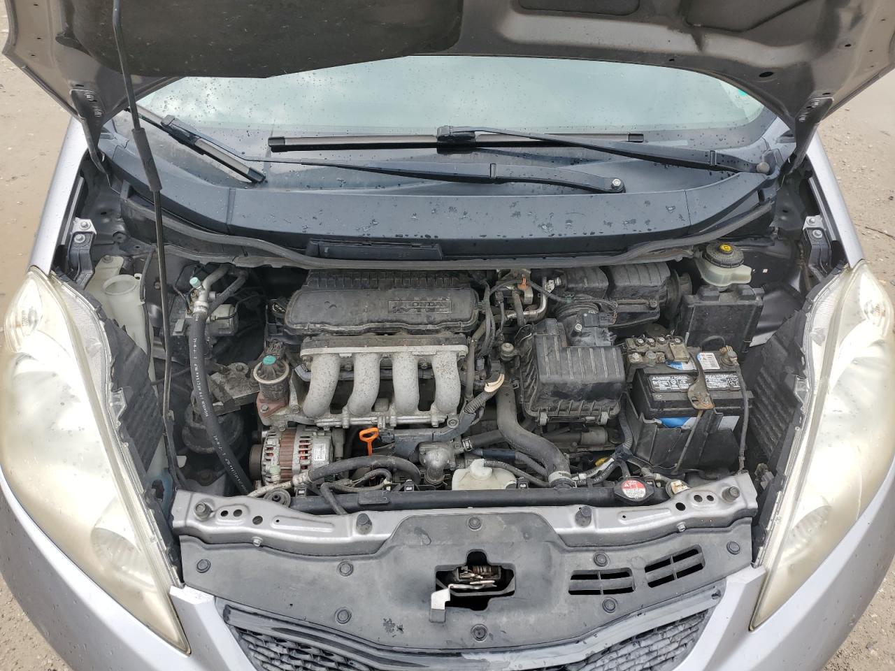 2010 Honda Fit Sport VIN: JHMGE8H42AS015576 Lot: 80825945