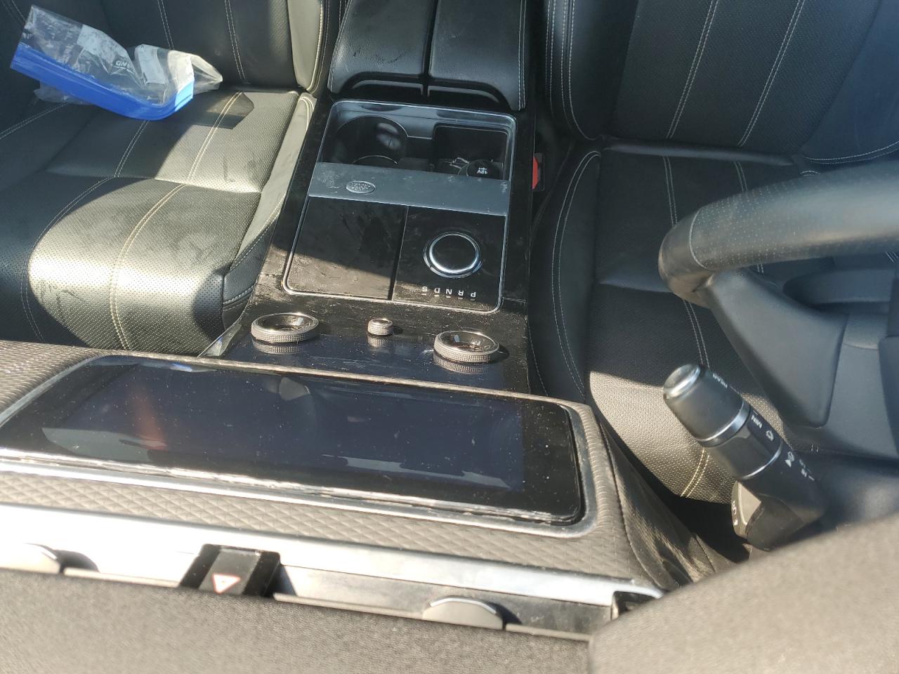 2019 Land Rover Range Rover Velar S VIN: SALYB2EX9KA210083 Lot: 71817515