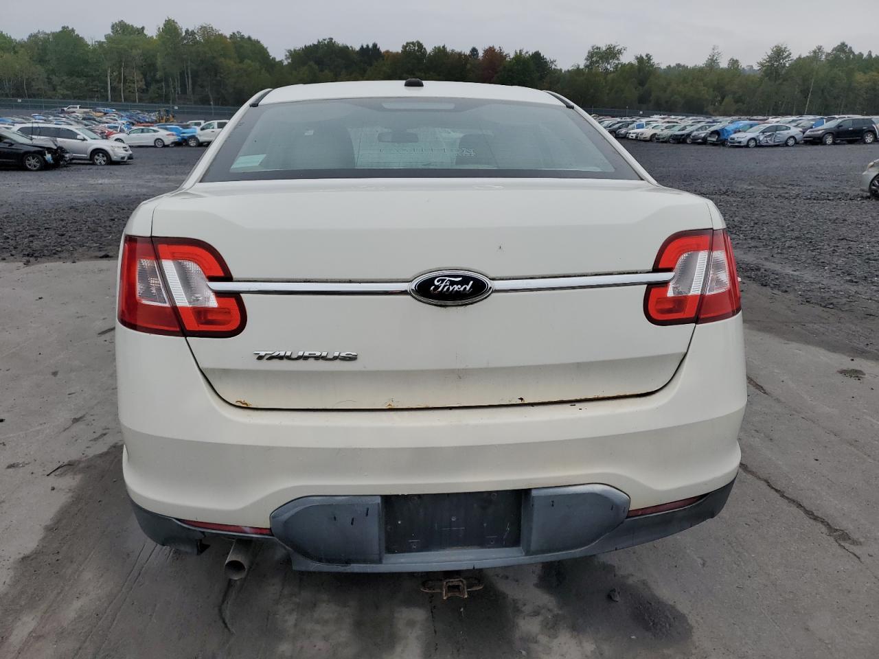 2010 Ford Taurus Se VIN: 1FAHP2DW2AG139022 Lot: 81065615