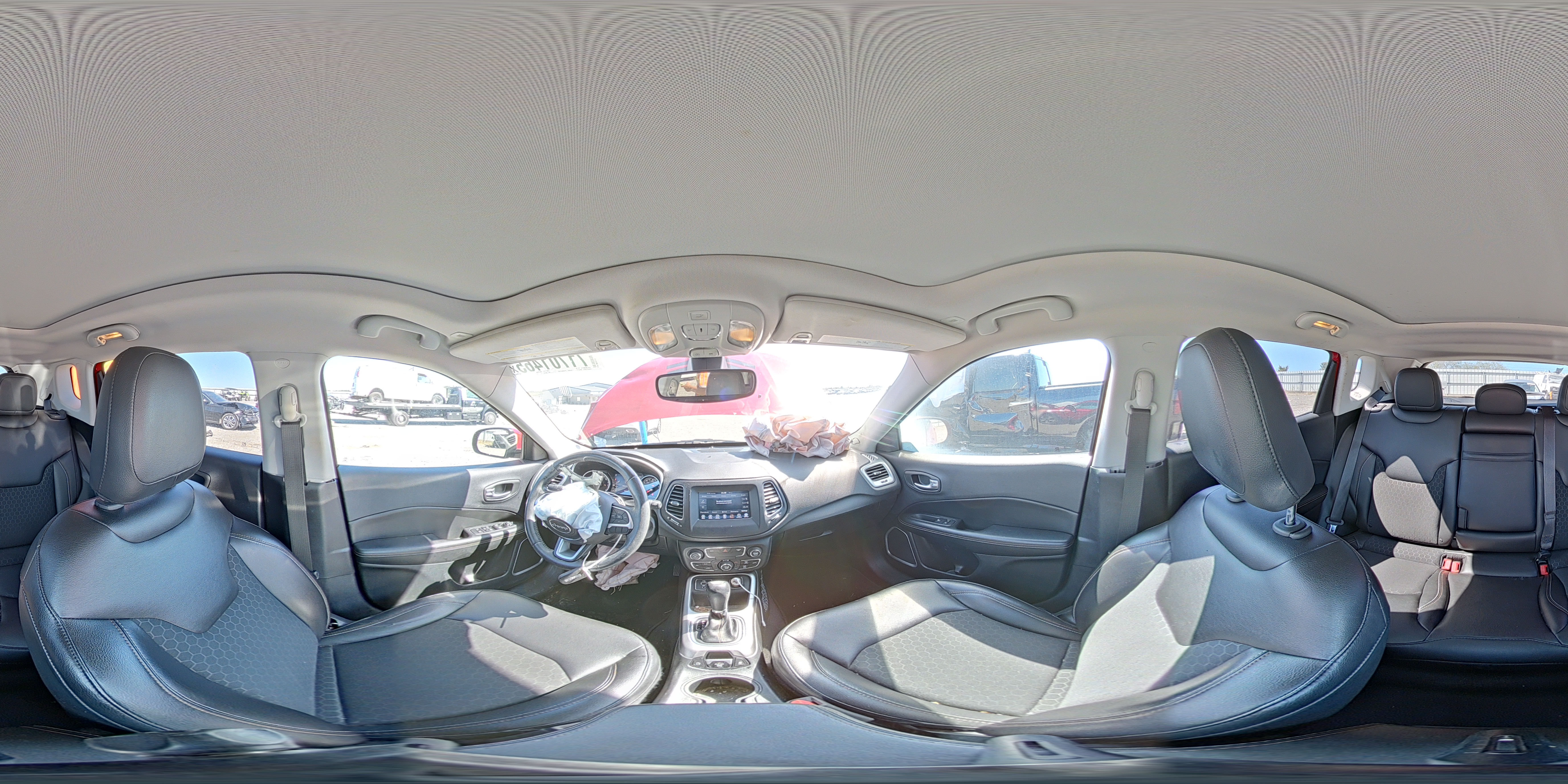 2018 Jeep Compass Latitude VIN: 3C4NJCBB0JT240513 Lot: 71701465