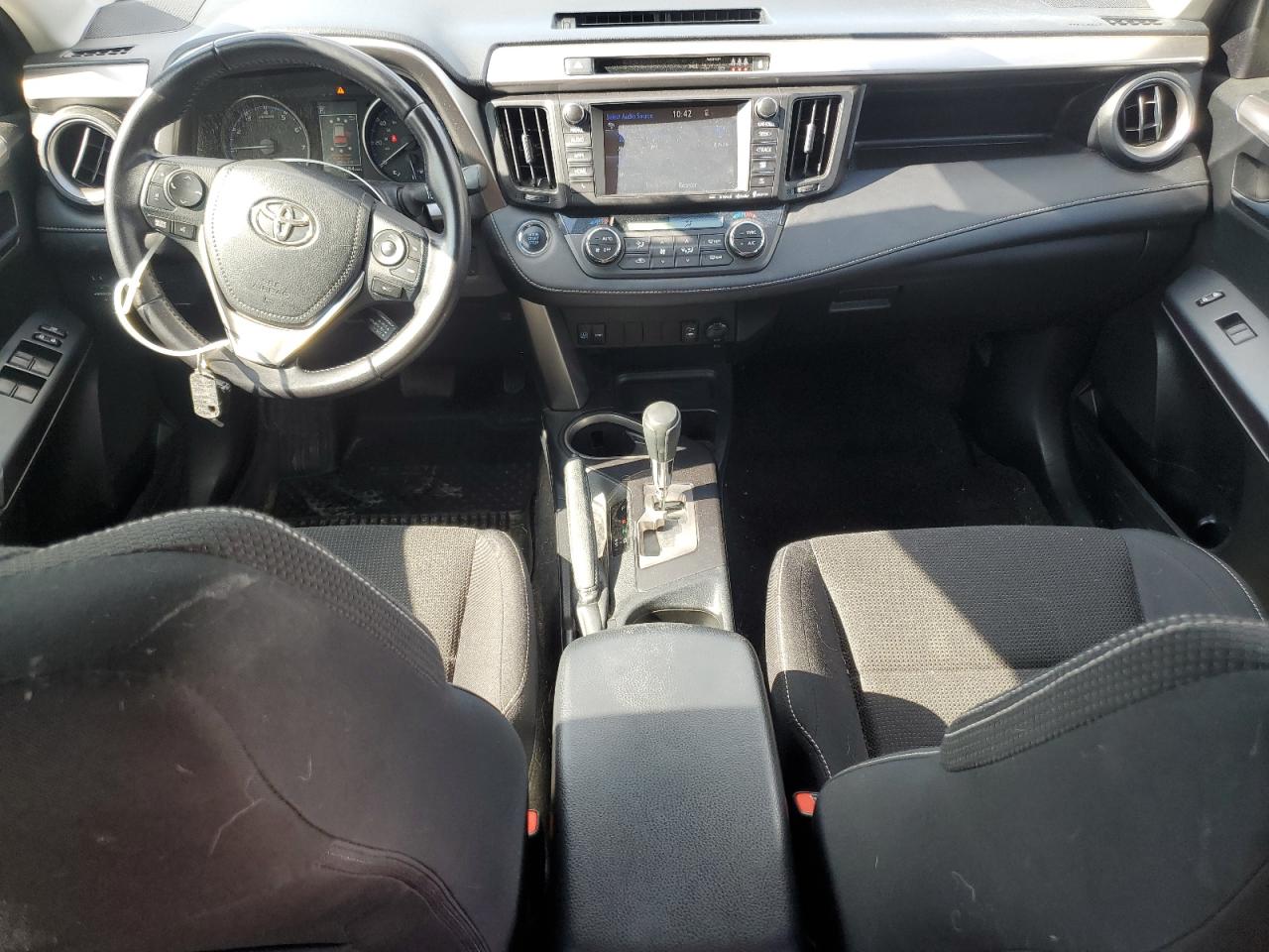 2017 Toyota Rav4 Xle VIN: JTMRFREV1HJ116957 Lot: 82163055