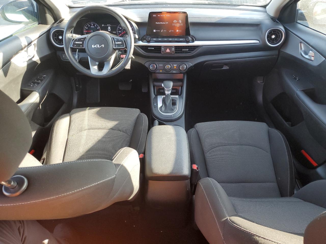 2023 Kia Forte Lx VIN: 3KPF24AD3PE557581 Lot: 84379935