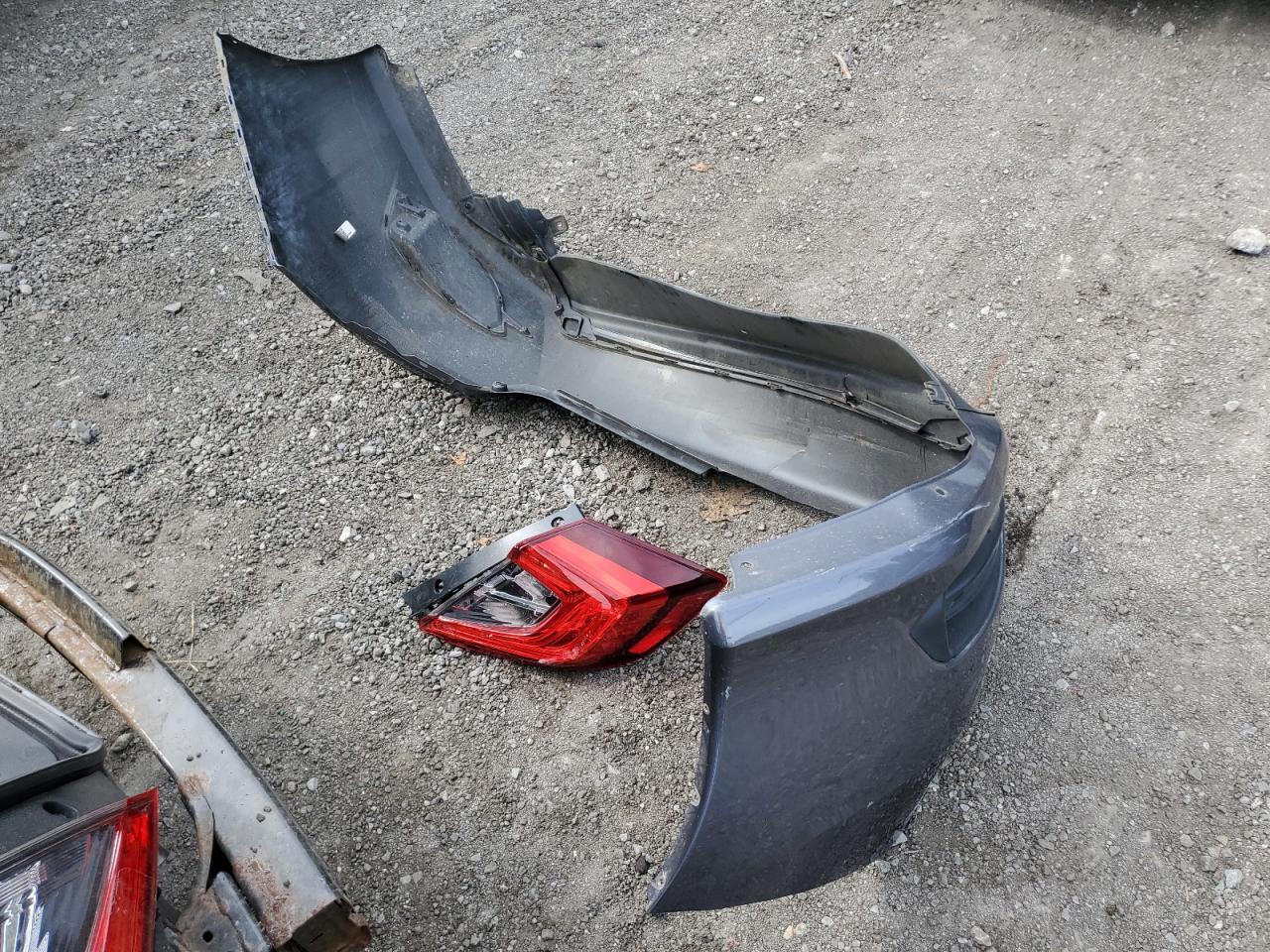 2018 Honda Civic Lx VIN: 2HGFC2F5XJH589461 Lot: 81566755