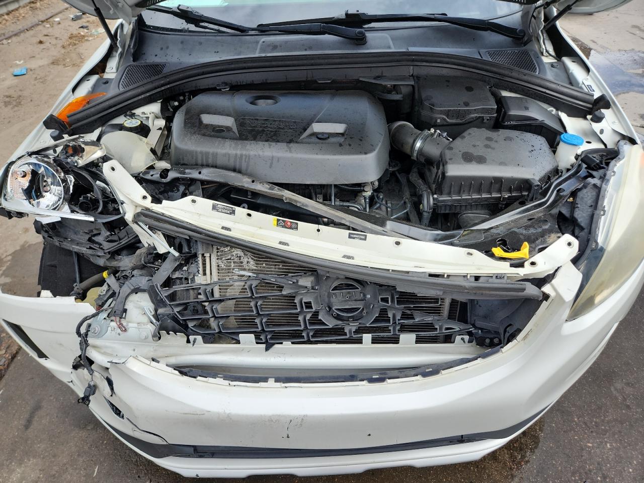 2015 Volvo Xc60 T5 Premier VIN: YV440MDK9F2720962 Lot: 80656525