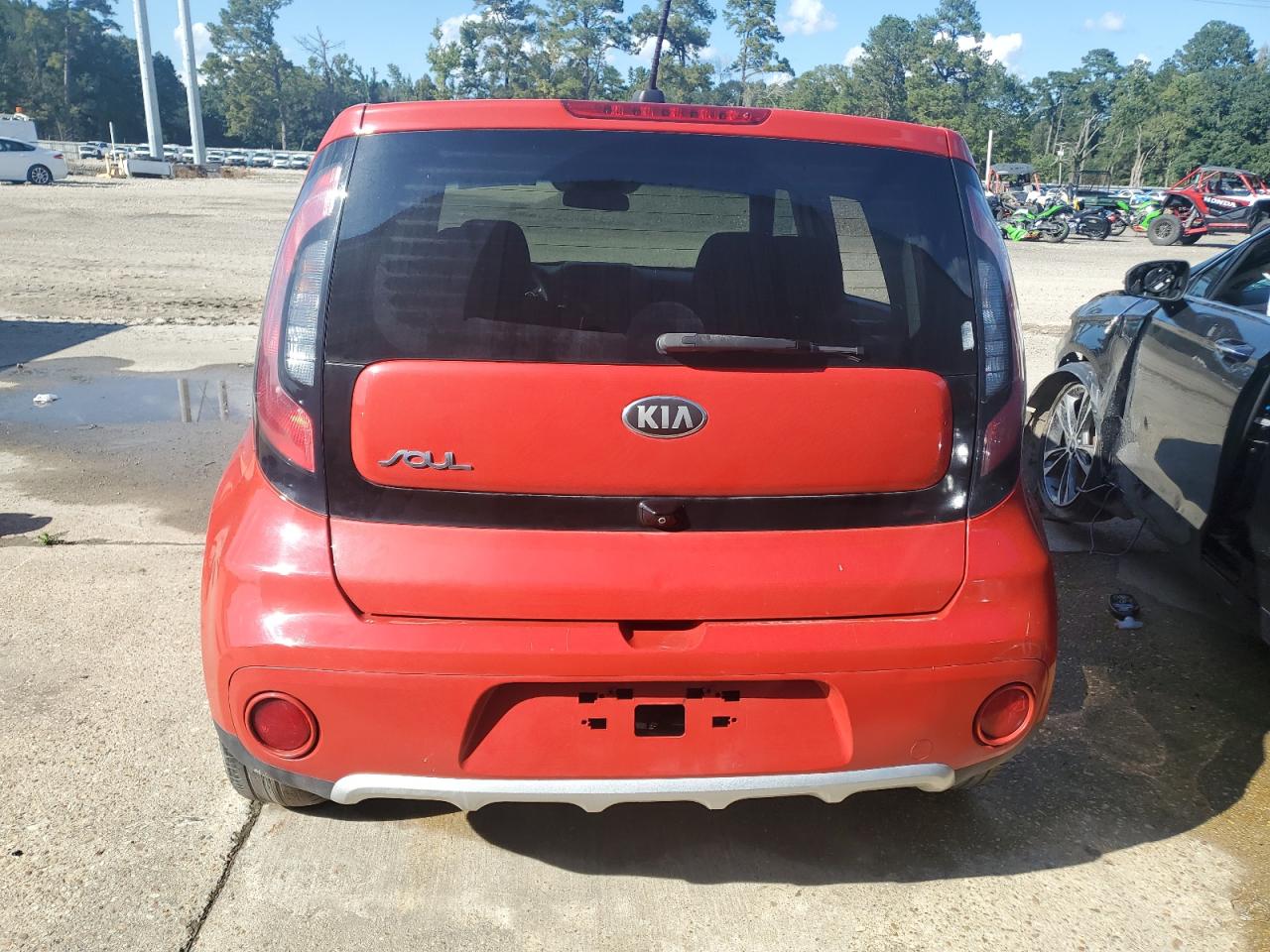 2018 Kia Soul + VIN: KNDJP3A52J7517577 Lot: 80500565