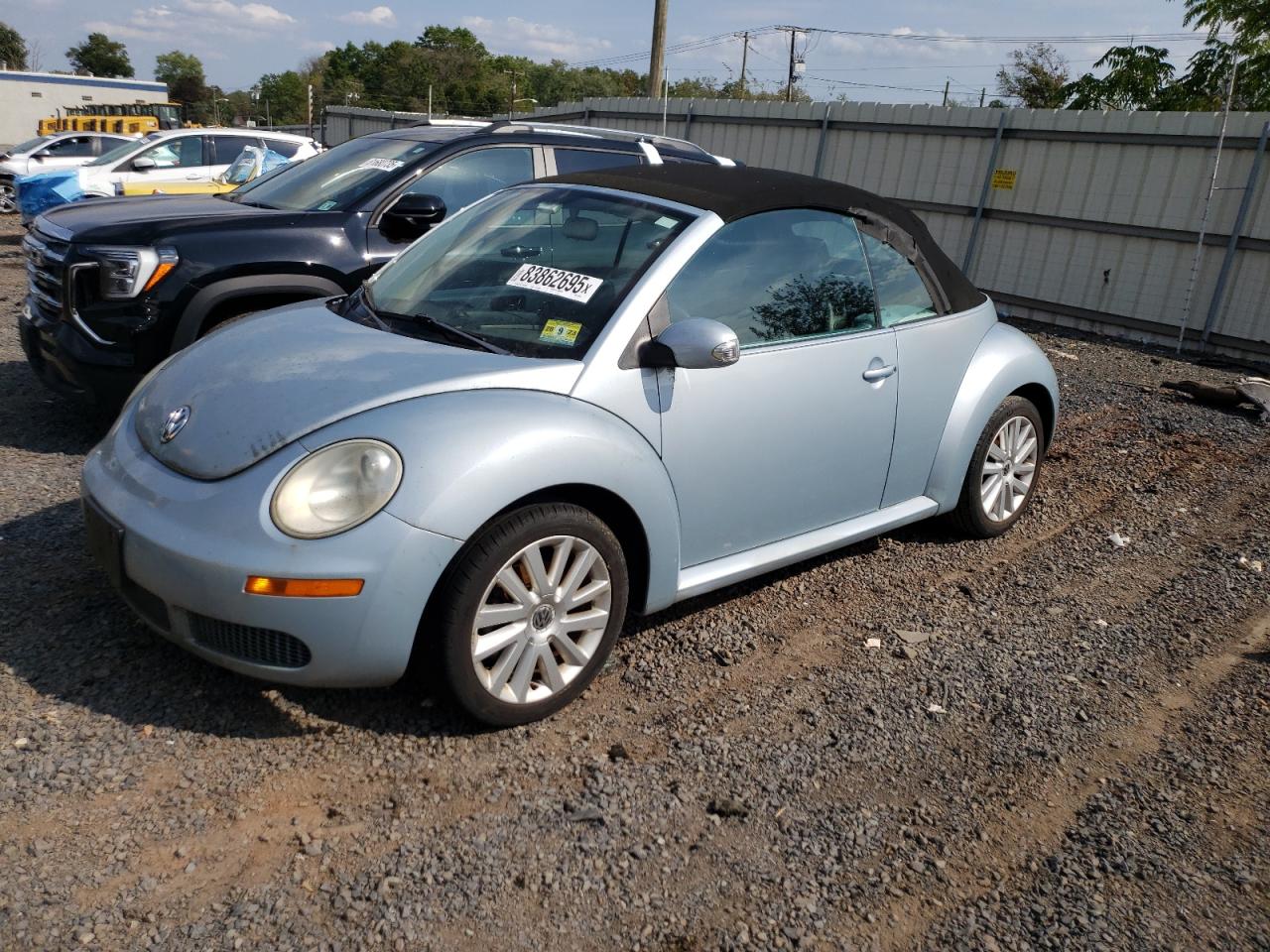 2009 Volkswagen New Beetle S