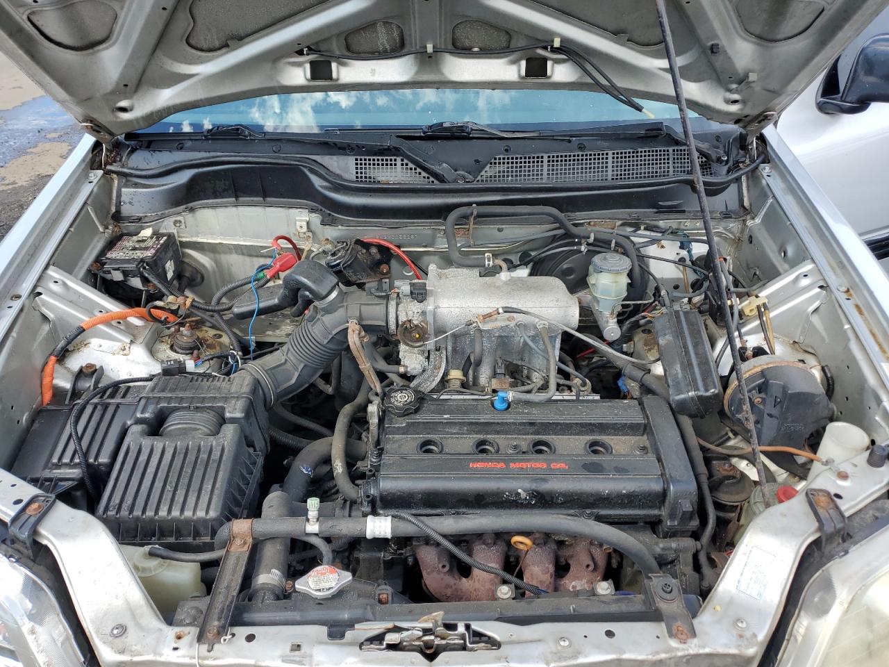 1998 Honda Cr-V Lx VIN: JHLRD1843WC056257 Lot: 72054745