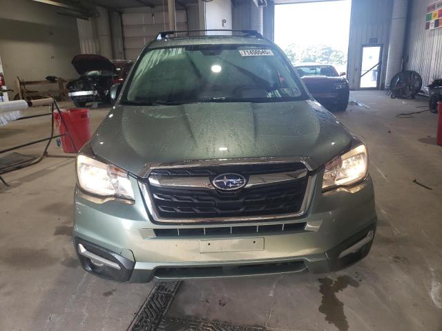  SUBARU FORESTER 2018 Зеленый