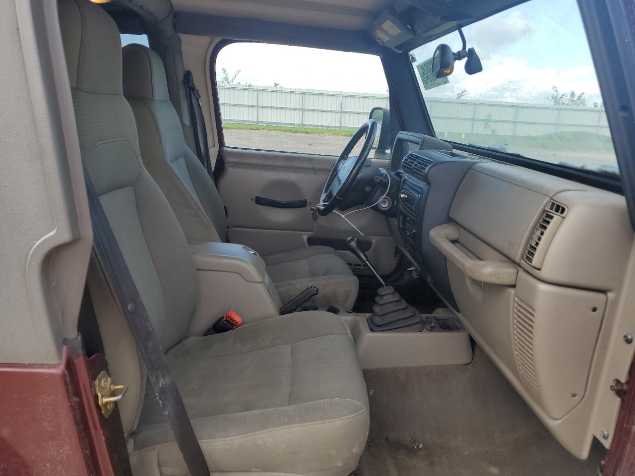 2003 Jeep Wrangler / Tj Sahara VIN: 1J4FA59S63P302987 Lot: 81738545