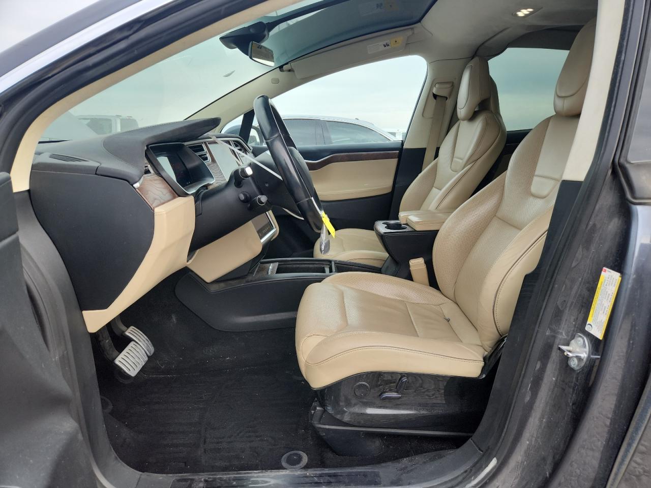 2017 Tesla Model X VIN: 5YJXCDE4XHF034856 Lot: 81255455