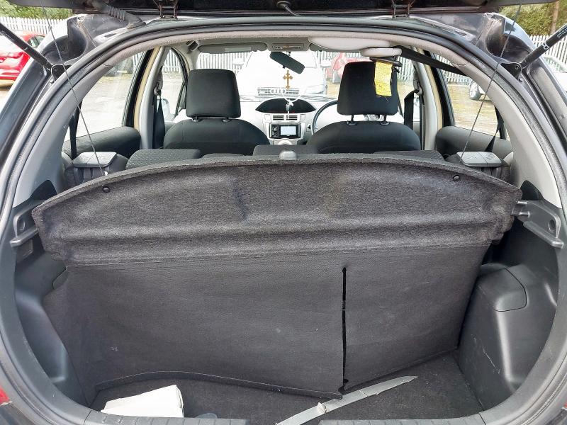 2011 TOYOTA YARIS T SPIRIT VVT-I 