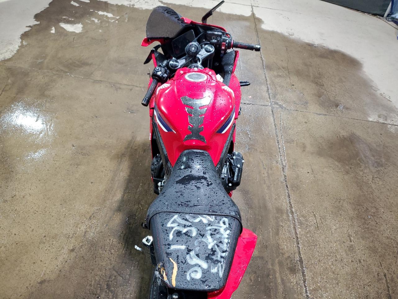 2024 Honda Cbr650 R VIN: MLHRH1559R5001428 Lot: 71706715
