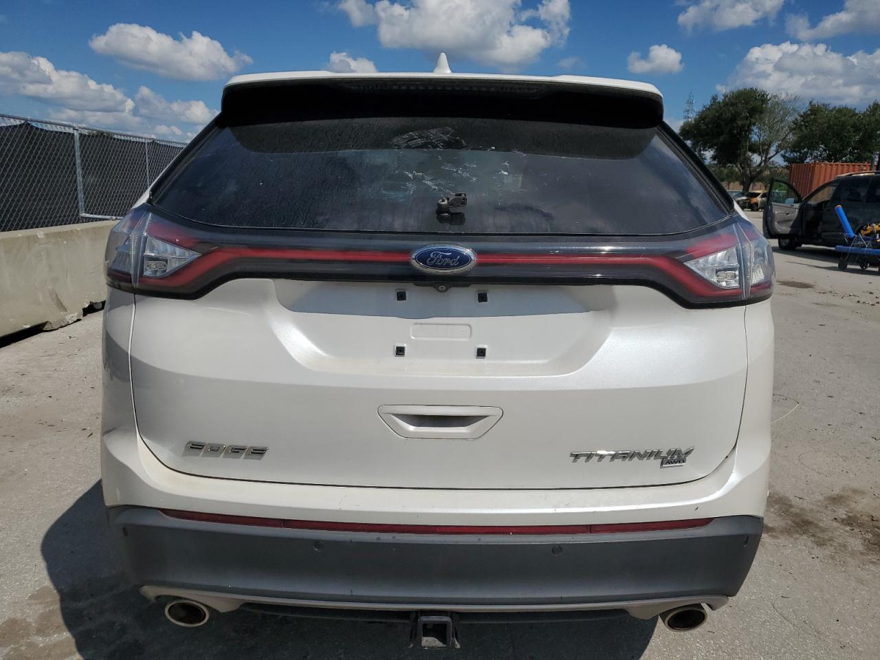 2015 Ford Edge Titanium VIN: 2FMPK4K86FBC18580 Lot: 81461135