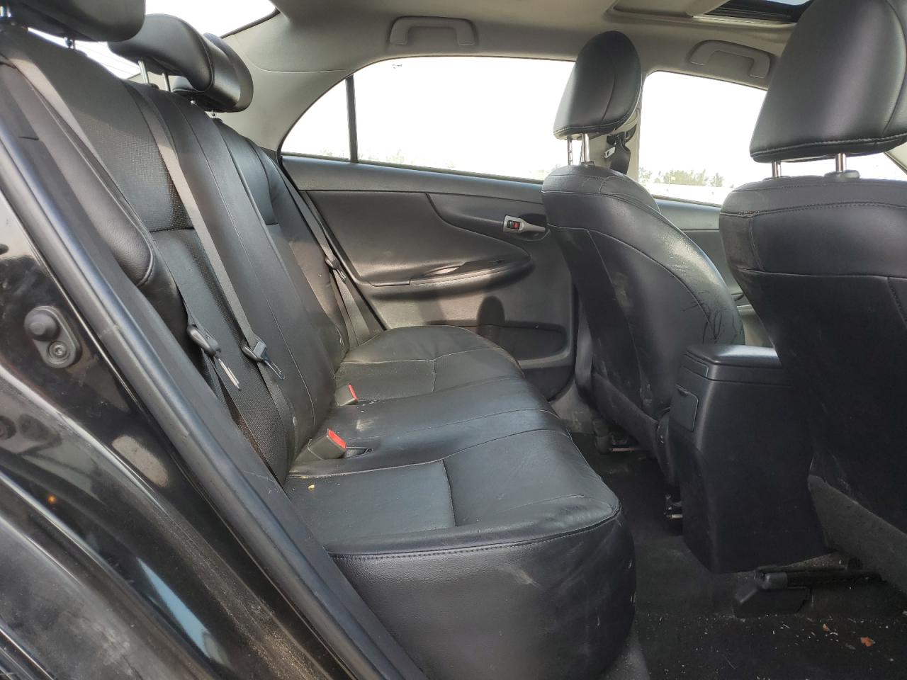 2011 Toyota Corolla Base VIN: 2T1BU4EE6BC588567 Lot: 80815505