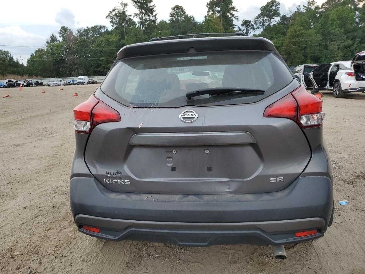 2018 Nissan Kicks S VIN: 3N1CP5CU1JL521708 Lot: 71092695