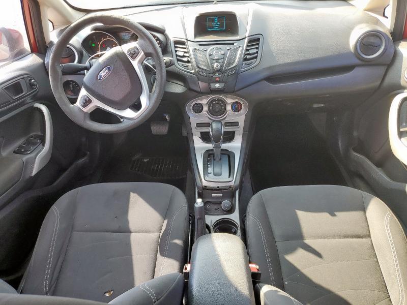 Sedans FORD FIESTA 2017 Czerwony
