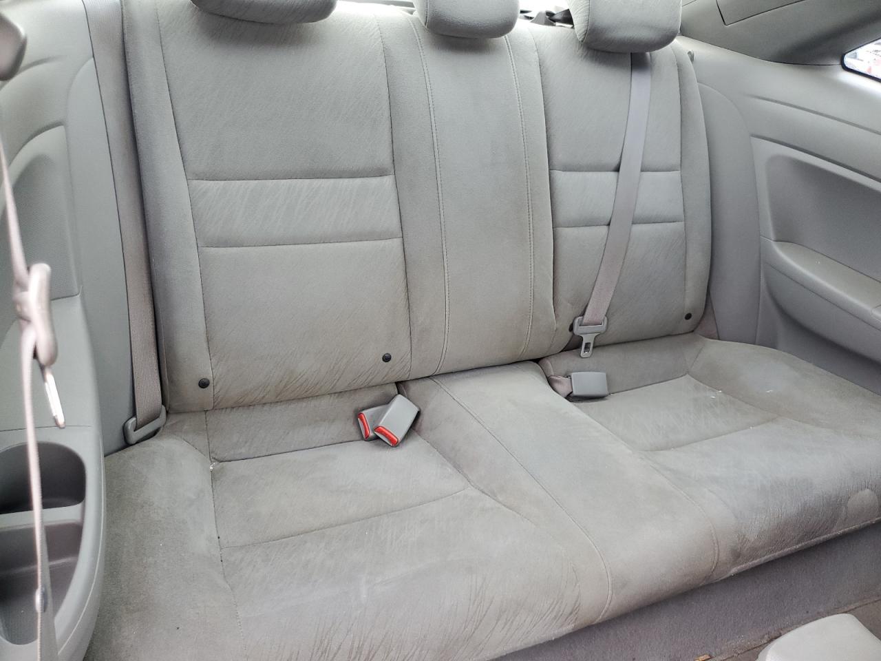 2008 Honda Civic Lx VIN: 2HGFG12688H581771 Lot: 70075855