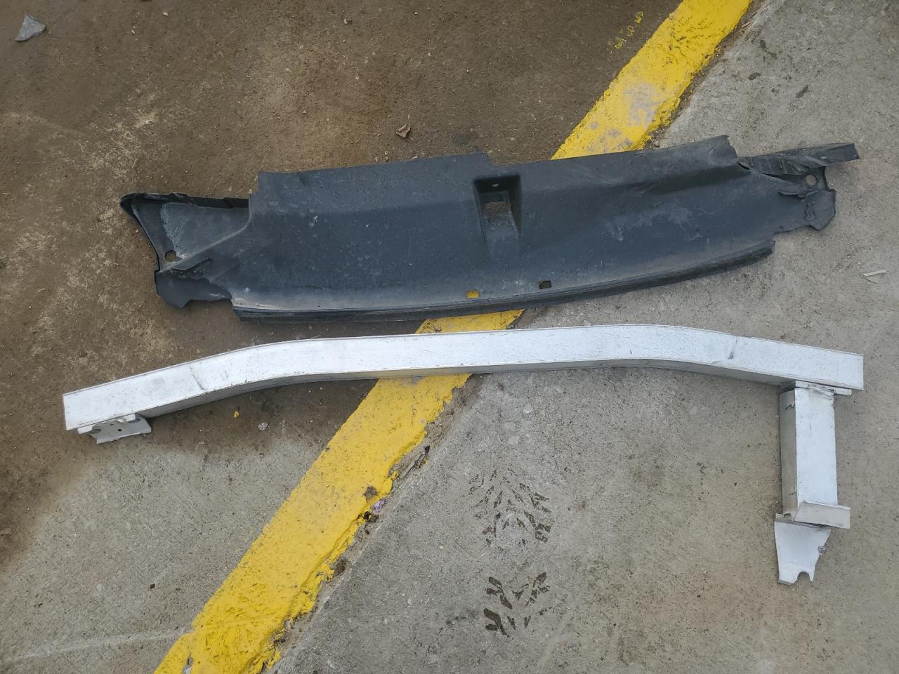 2024 Lexus Rx 500H F Sport VIN: 2T2BCMEAXRC015497 Lot: 81610235