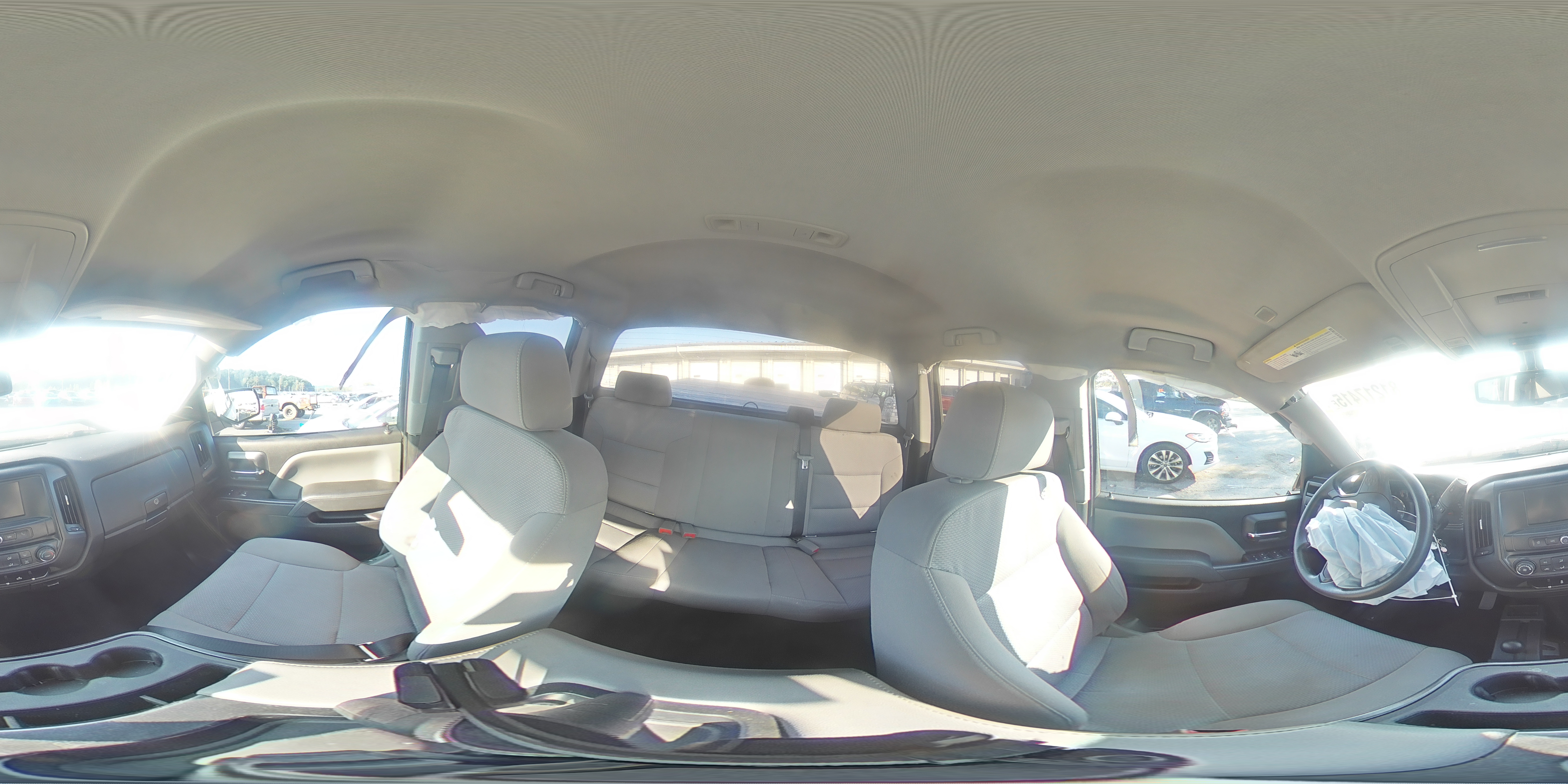 2018 Chevrolet Silverado K1500 Custom VIN: 1GCVKPEC5JZ354993 Lot: 81217415