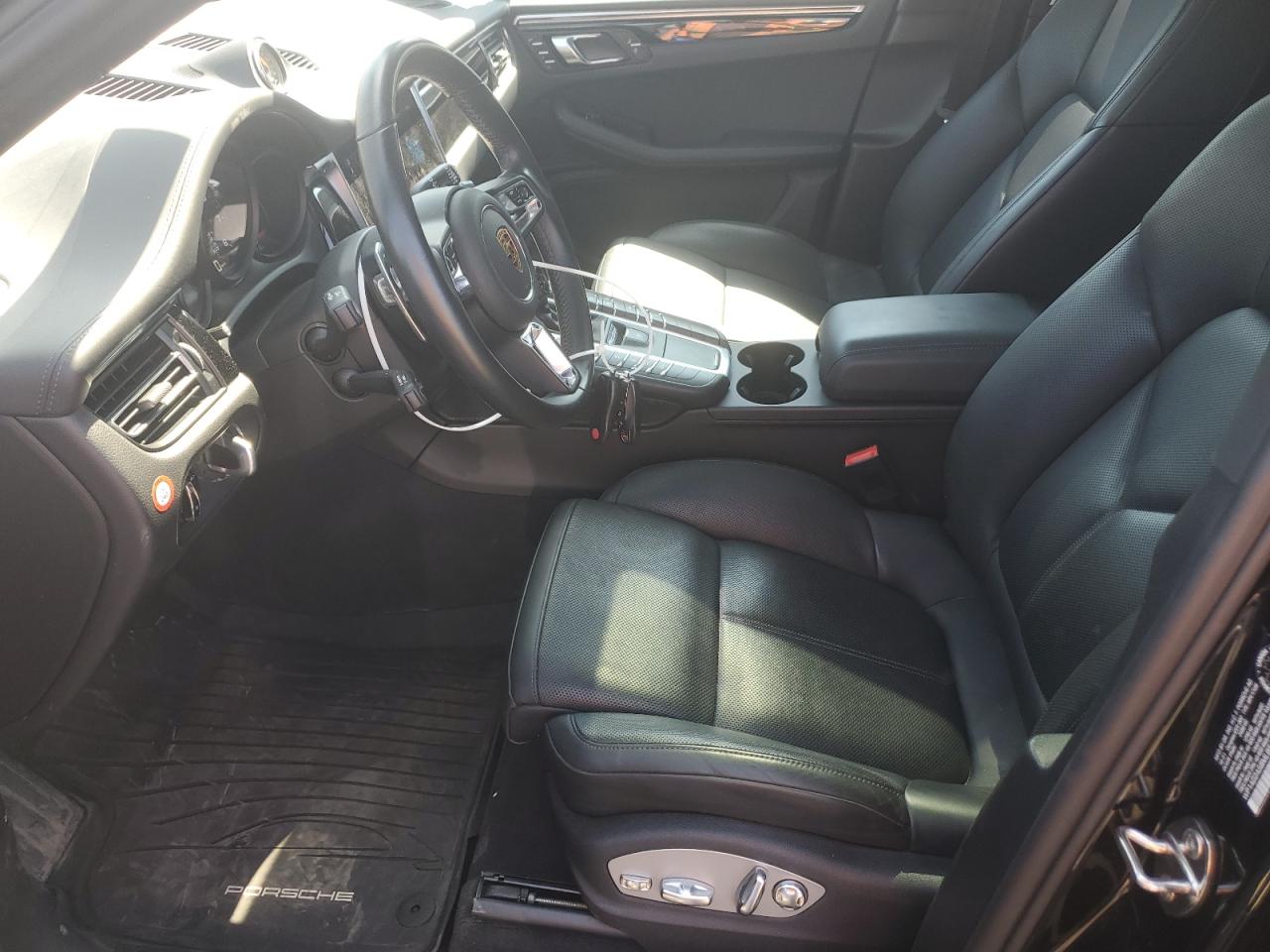 2021 Porsche Macan Gts VIN: WP1AG2A58MLB54173 Lot: 80544865